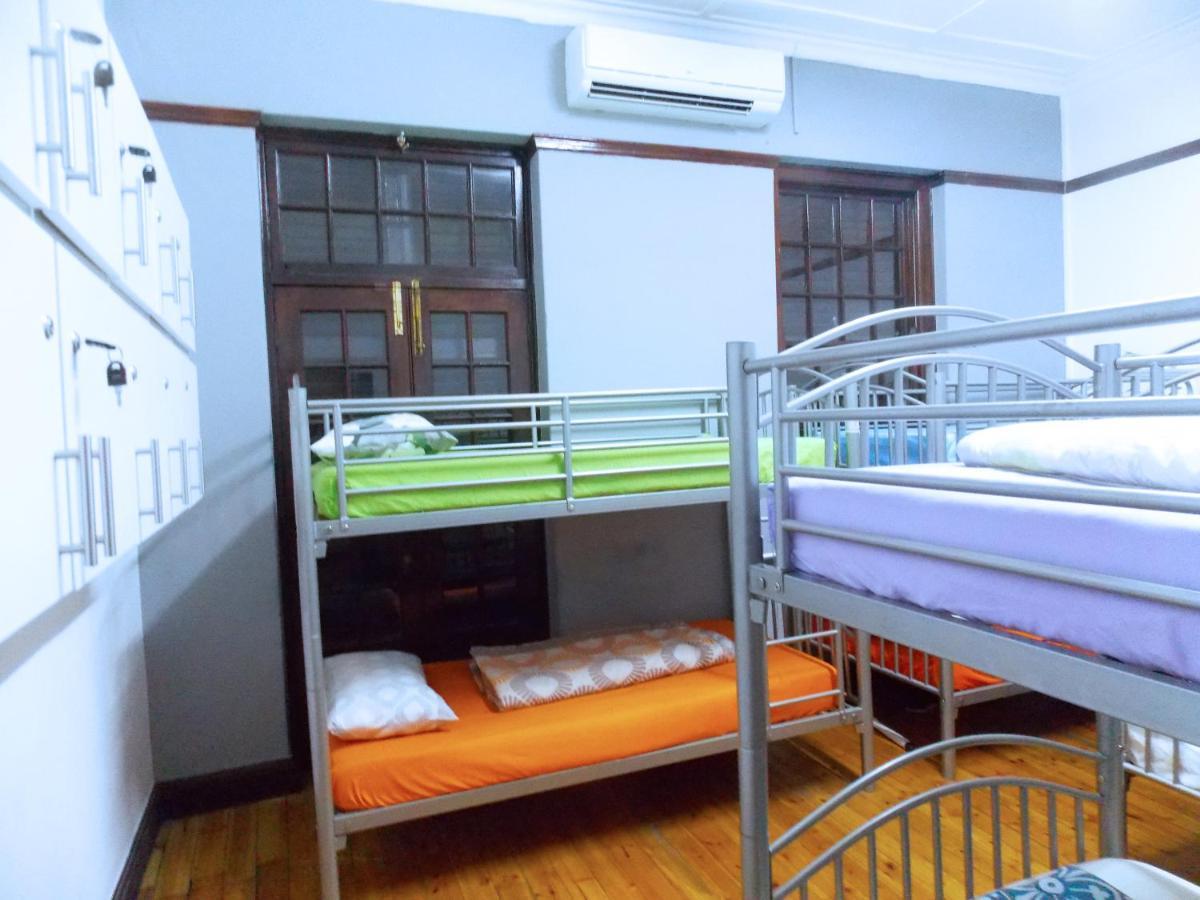 Ostello Trap Houz Backpackers Città del Capo Esterno foto