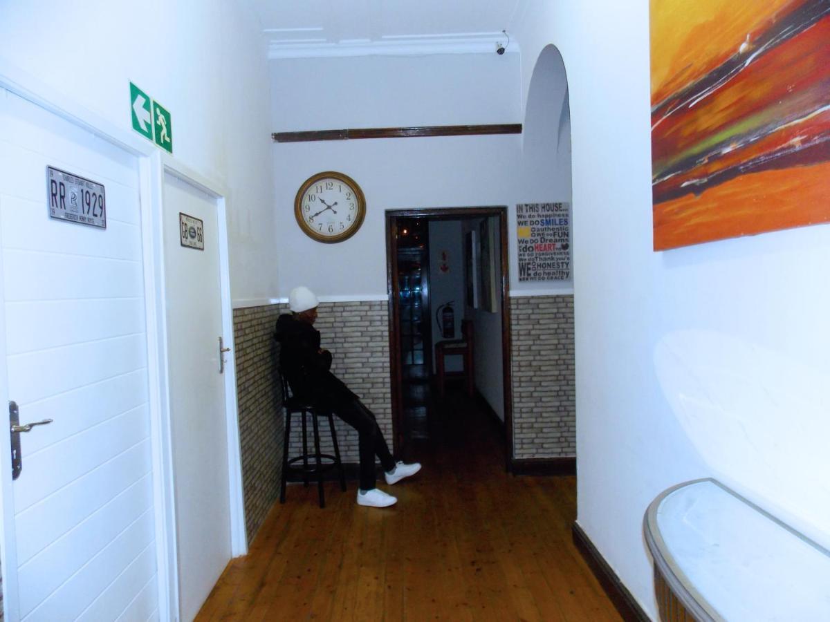 Ostello Trap Houz Backpackers Città del Capo Esterno foto